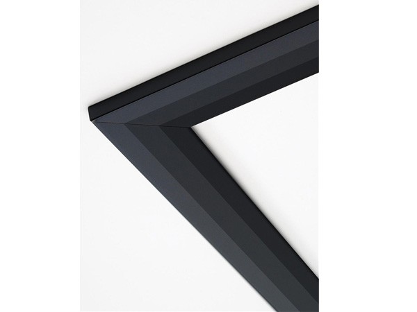 Three-piece Chamfered Black Frame